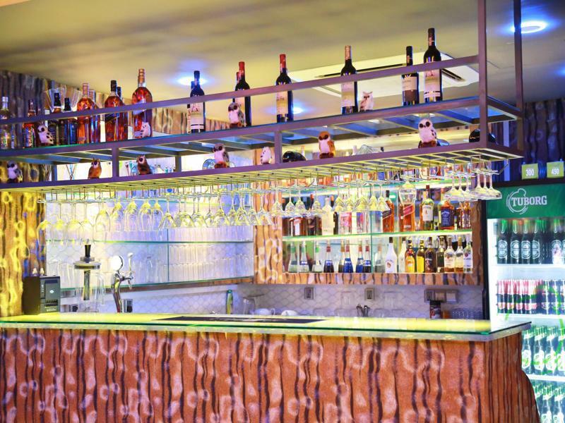 Uptown Hotel Янгон Экстерьер фото
